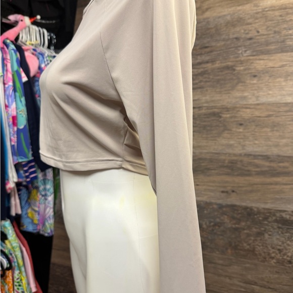 Gymshark Beige Long Sleeve Crop Top - Picture 4 of 11